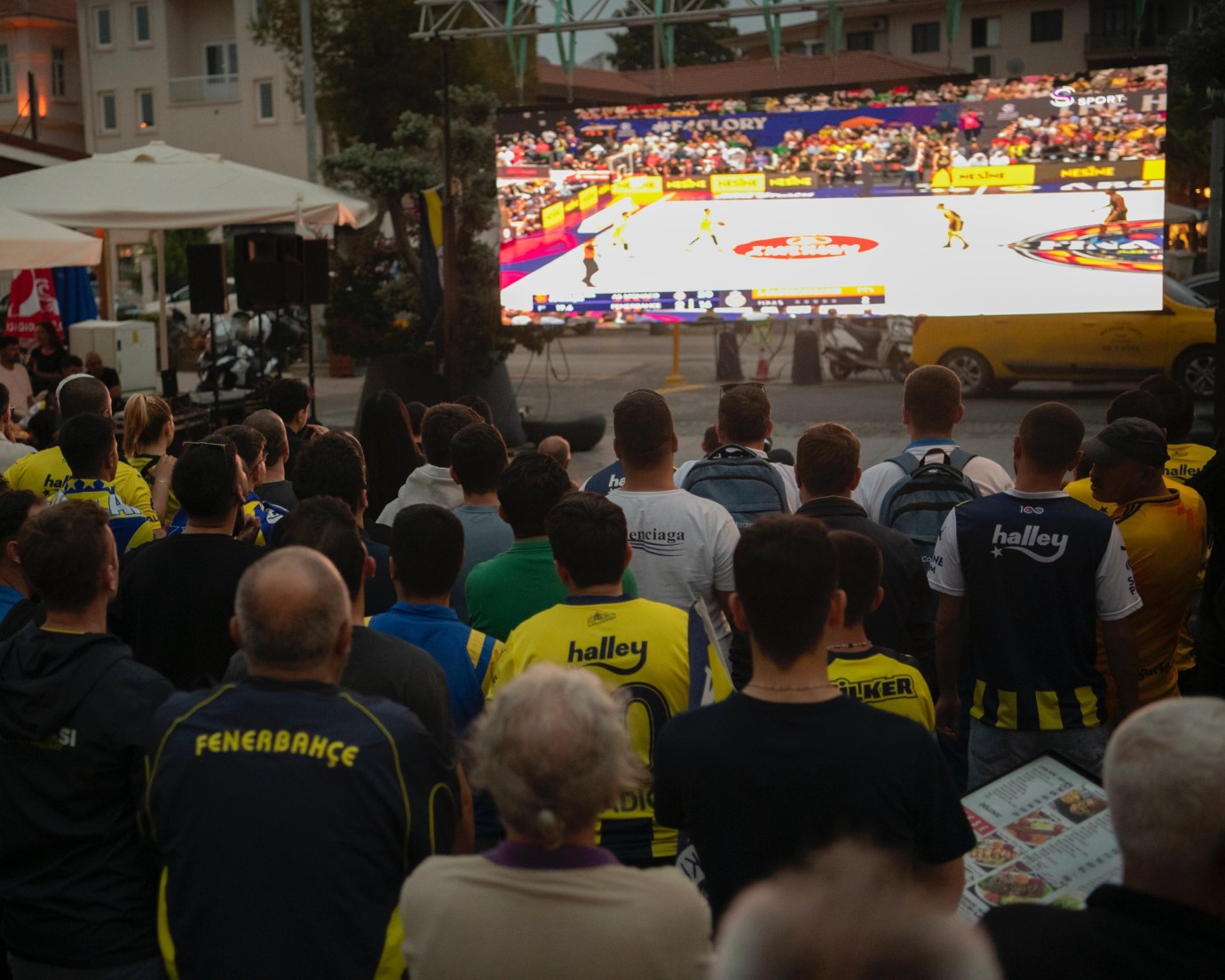 FENERBAHÇE’DEN BAŞKAN ÖMER GÜNEL’E TEŞEKKÜR