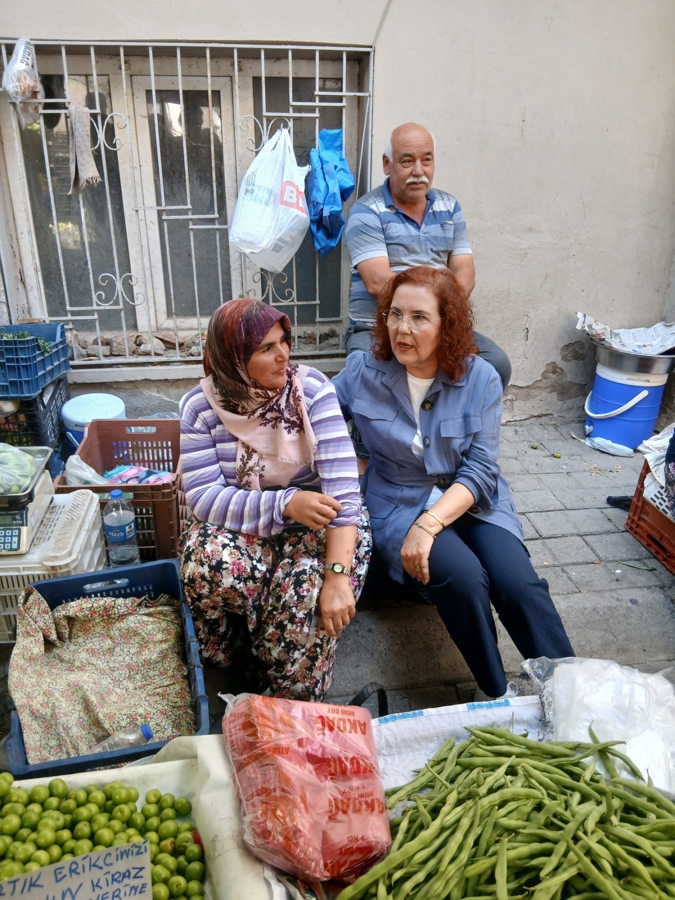 PAZARDA ORTAK SES: HEM VATANDAŞ HEM ESNAF ZORDA