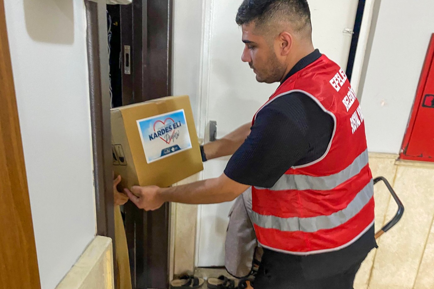 EFELER’İN PROJESİ EFESYA İLE DAYANIŞMA BÜYÜYOR