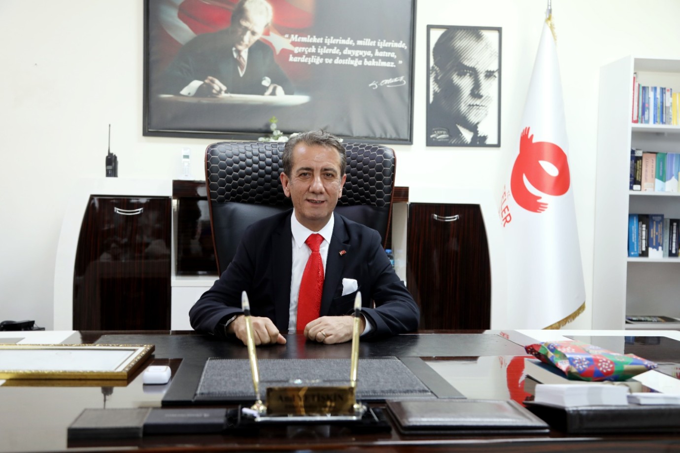 BAŞKAN YETİŞKİN ÜNİVERSİTEYİ KAZANAN ÖĞRENCİLERİ TEBRİK ETTİ  “ŞEHRİMİZE HOŞ GELDİNİZ”