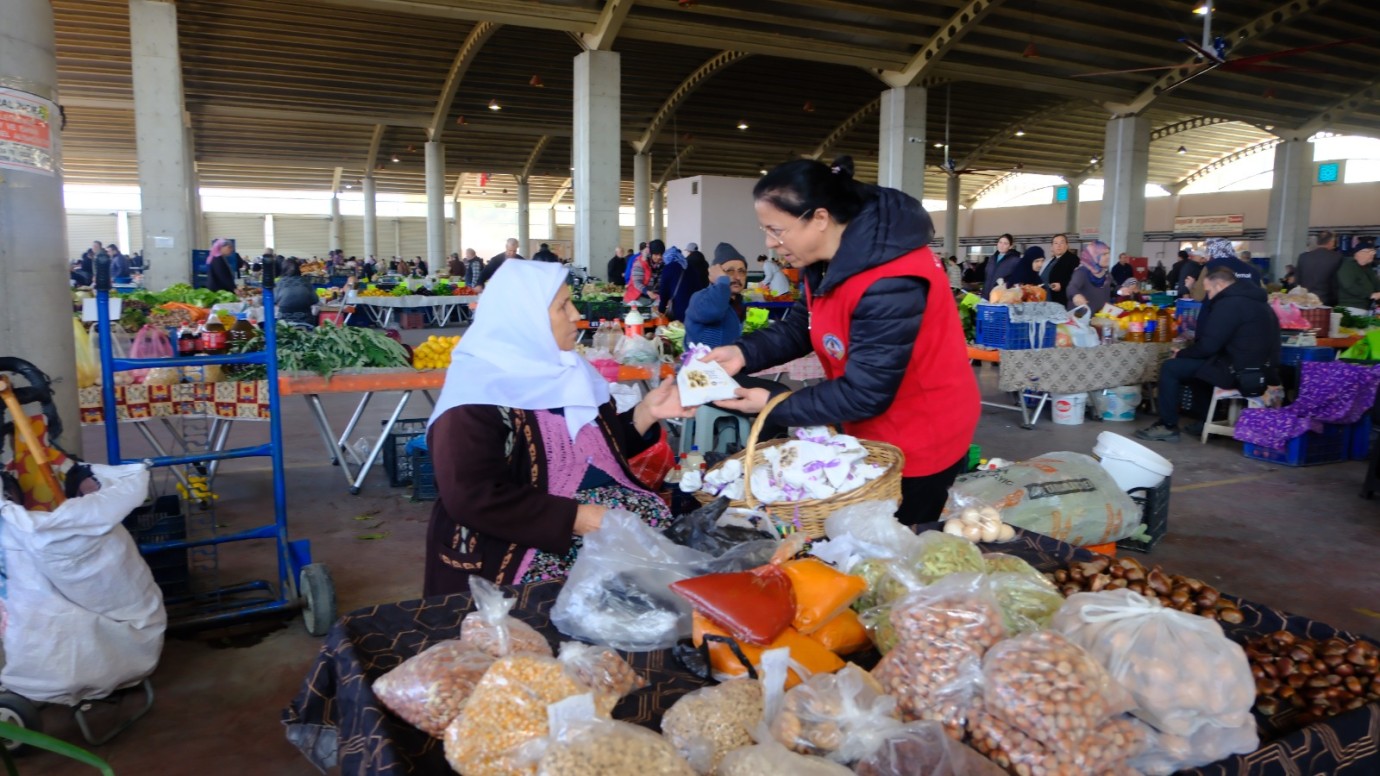 KUYUCAK BELEDİYESİ’NDEN KADINLARA 8 MART SÜRPRİZİ