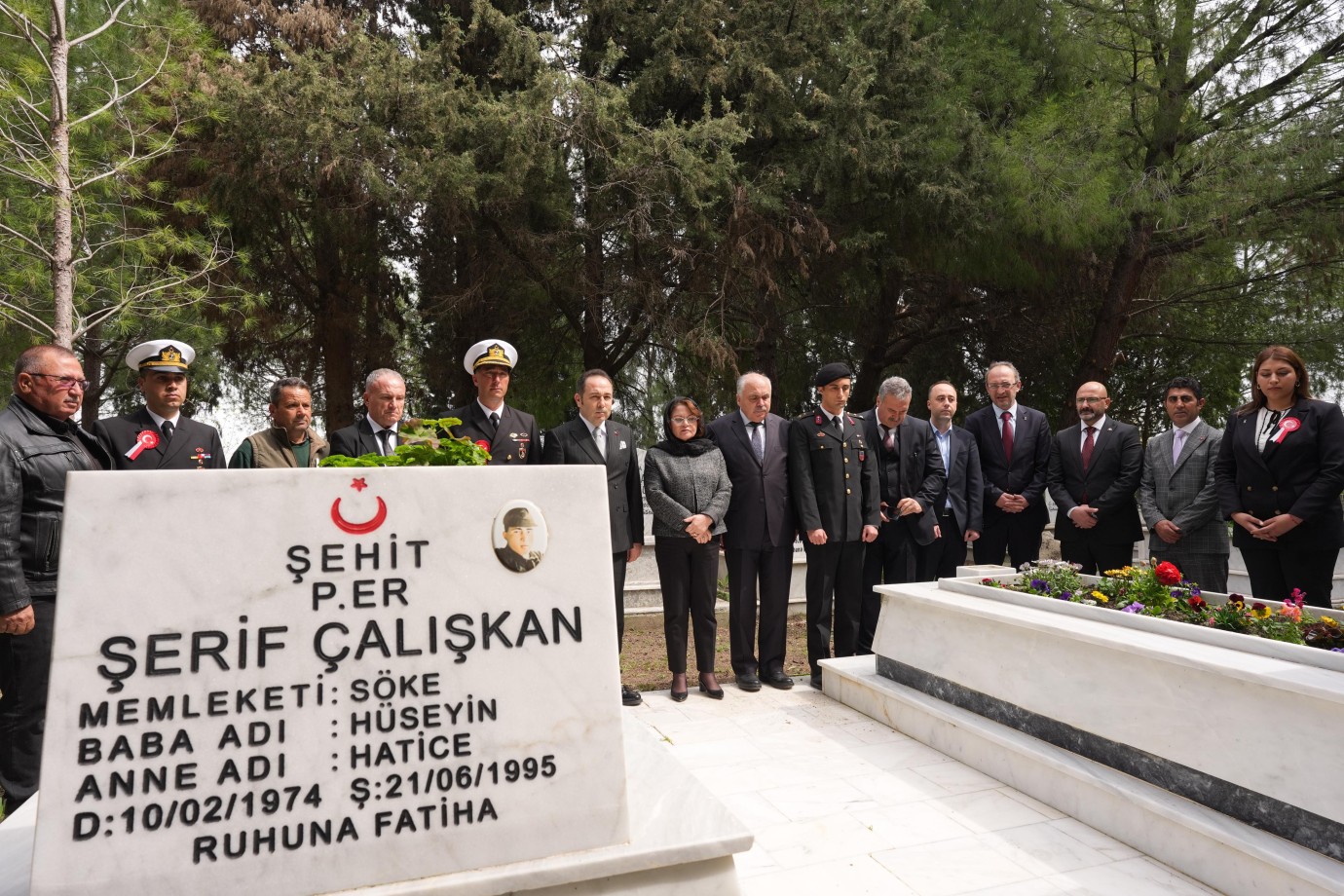 DİDİM’DE 18 MART’TA ŞEHİTLİKLER VE ŞEHİT AİLELERİNE ANLAMLI ZİYARET