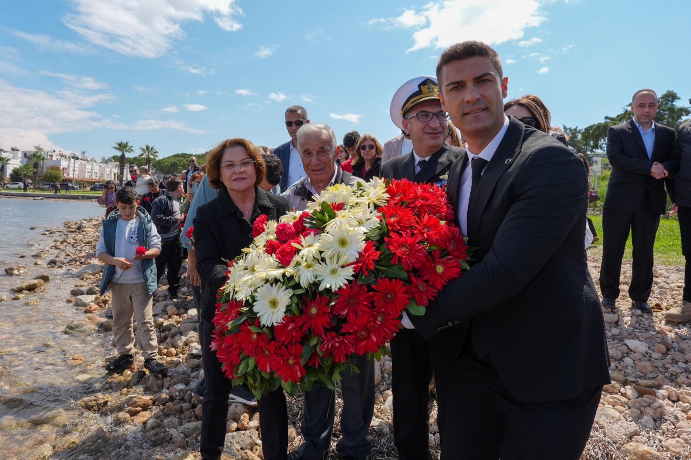 KOVELA LİMANI’NDA DUYGU DOLU TÖREN