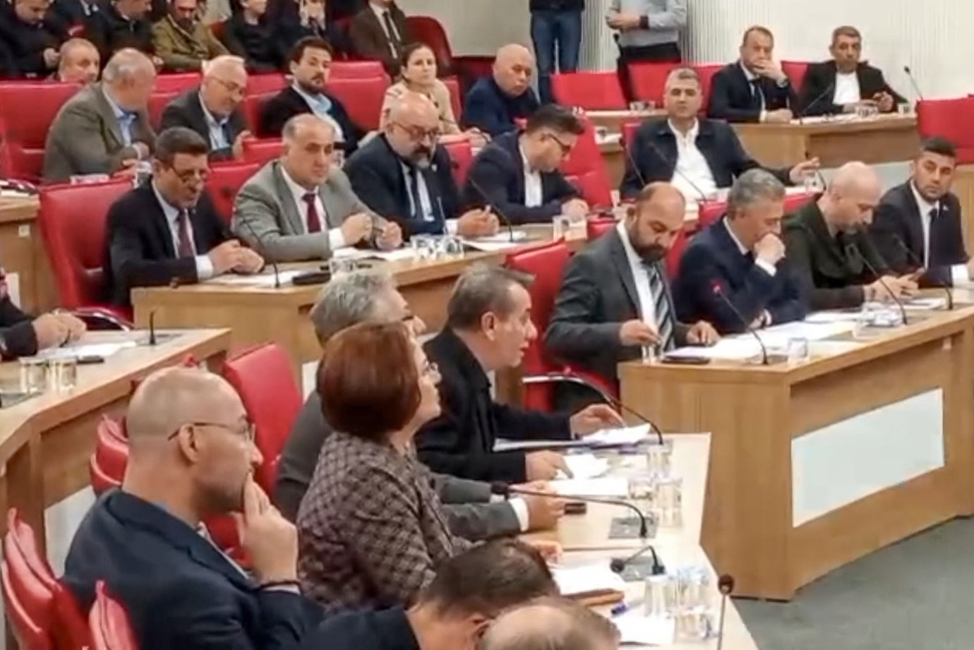 MECLİSTE PROJE TARTIŞMASI
