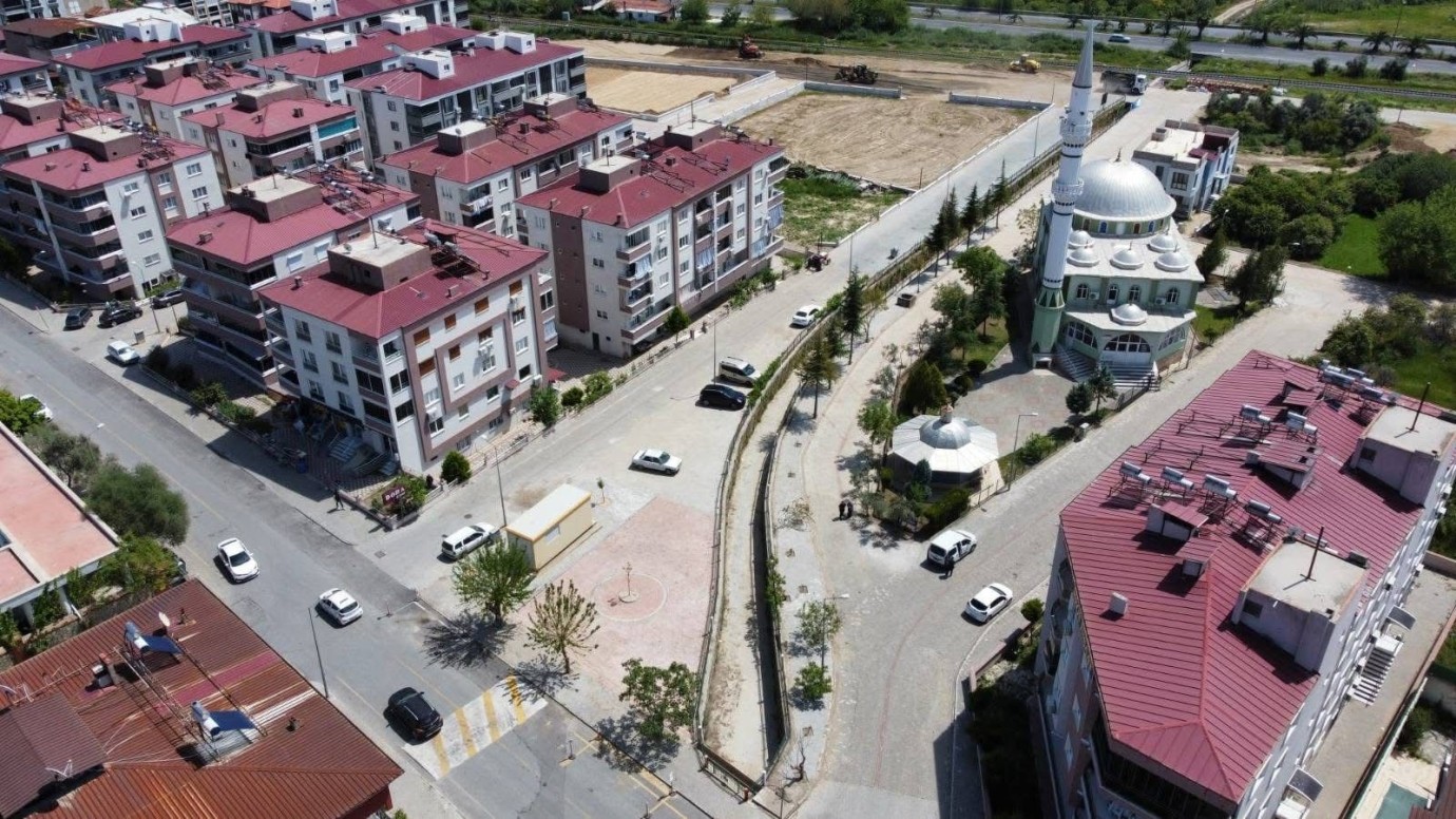 Kuyucak’ta Yeni Mahalle’ye kapsamlı üstyapı ve çevre düzenlemesi