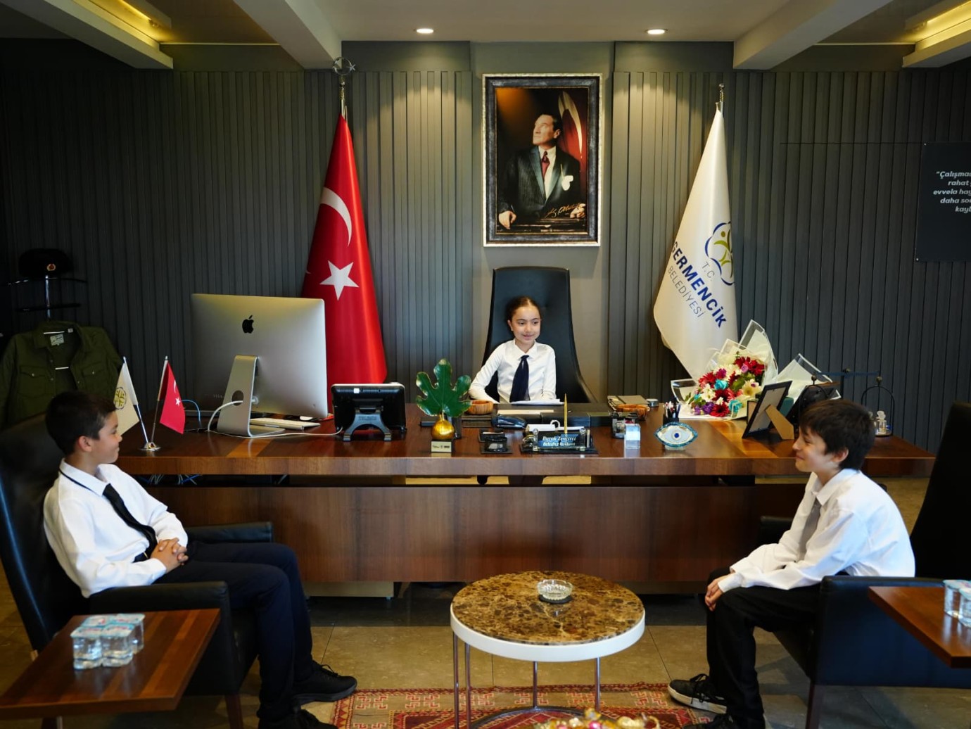 BAŞKAN ZENCİRCİ KOLTUĞU DA YETKİYİ DE ÇOCUKLARA DEVRETTİ  “ÇOCUKLAR DENETİM İÇİN SAHAYA İNDİ”