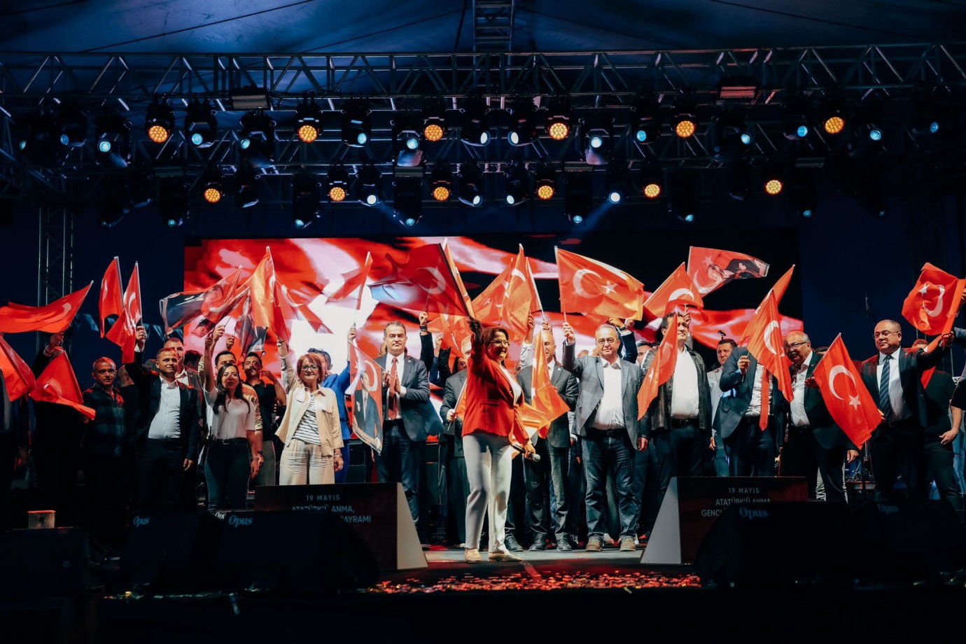 DİDİM’DE 19 MAYIS COŞKUSU MAVİŞEHİR’DE YAŞANDI