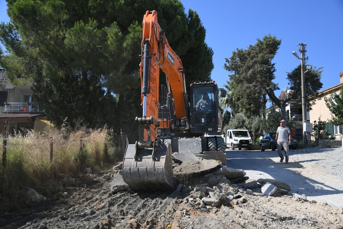 KUŞADASI BELEDİYESİ KADINLAR DENİZİ'NDE ÇALIŞMALARA BAŞLADI