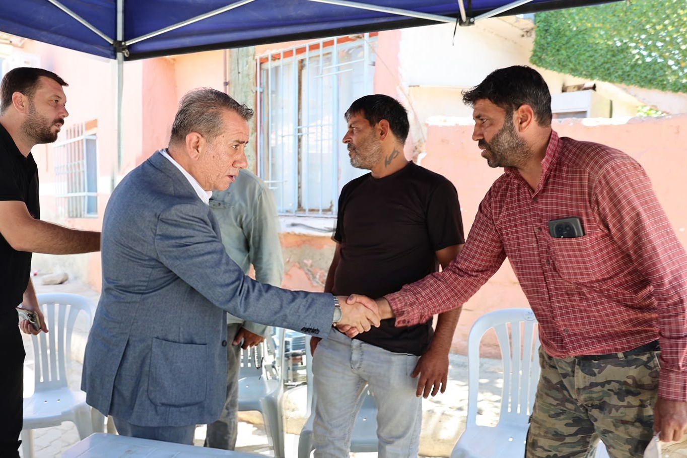 BAŞKAN YETİŞKİN KURTULMUŞ VE ÖZDAĞ AİLELERİNE BAŞSAĞLIĞI DİLEDİ