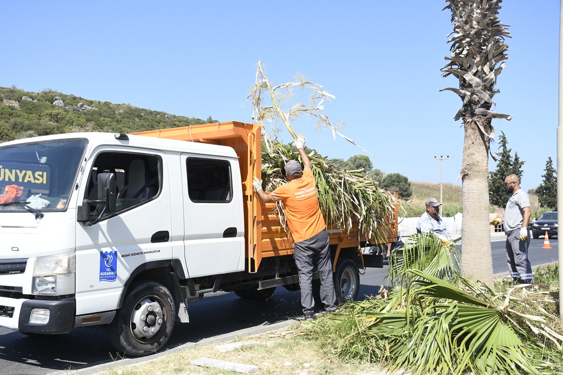 DAHA ESTETİK, DAHA YEŞİL BİR KUŞADASI İÇİN ÇALIŞMALAR SÜRÜYOR: KUŞADASI – SÖKE – İZMİR ÇEVREYOLUNA ESTETİK DOKUNUŞ