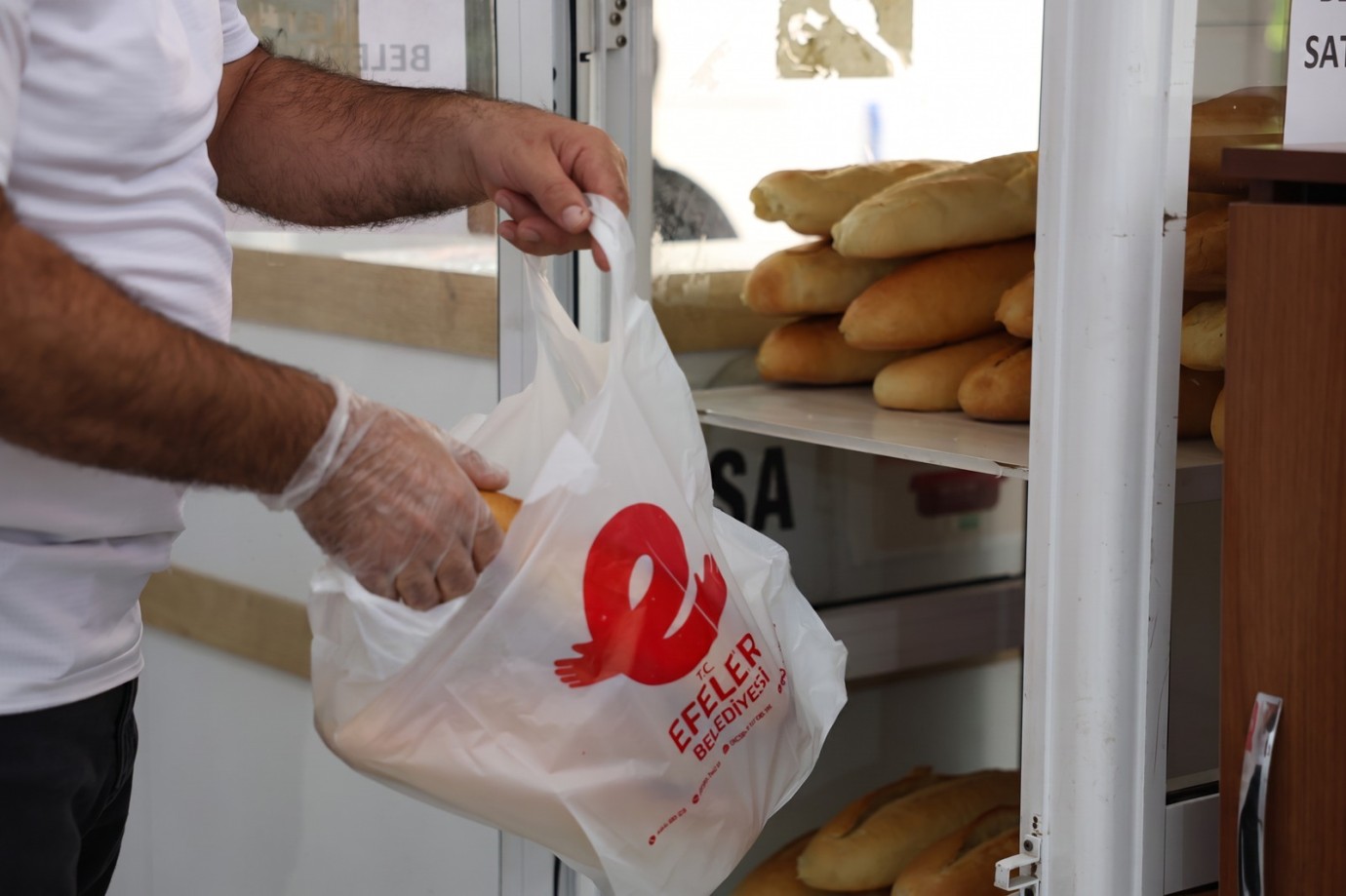 EFE EKMEK AİLE BÜTÇESİNE NEFES SOFRALARA BEREKET GETİRİYOR