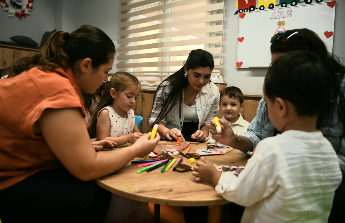 ANNE BABA ÇOCUK MERKEZİ’NDE MİNİKLER 38. KEZ MEZUNİYET COŞKUSU YAŞADI