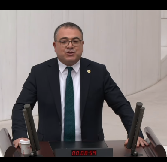 Evrim Karakoz “Vatandaş bırakın aya gitmeyi pazara gidemiyor”