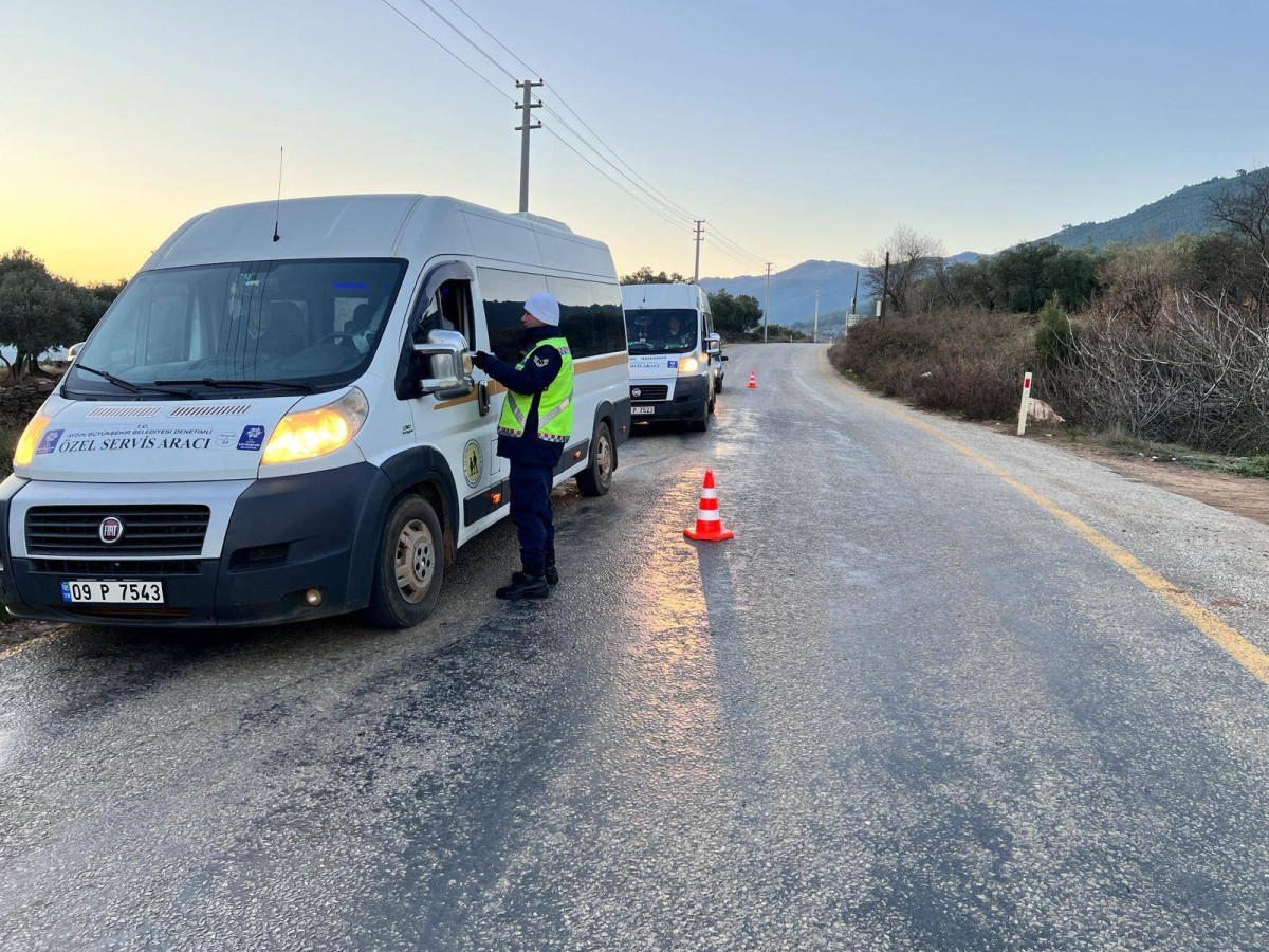Aydın İl Jandarma Trafik Şubesi, 61 Okul Servisi Denetlendi.