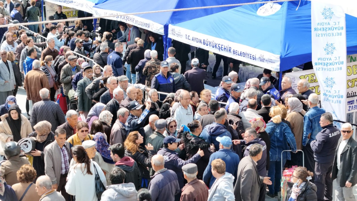 ÇERÇİOĞLU SÖKE’DE COŞKUYLA KARŞILANDI