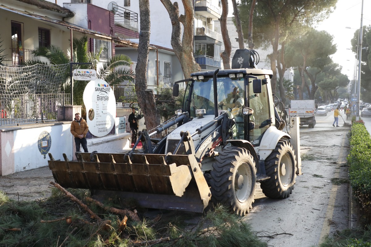 VATANDAŞLAR İSTEDİ BAŞKAN ÇERÇİOĞLU BİR GÜNDE ÇALIŞMAYI TAMAMLADI