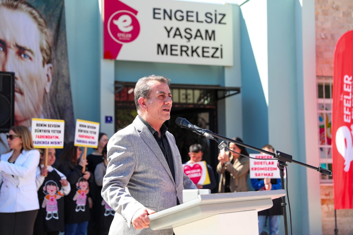 BAŞKAN YETİŞKİN, DÜNYA DOWN SENDROMU FARKINDALIK GÜNÜ’NDE ÖZEL ÇOCUKLARLA BULUŞTU