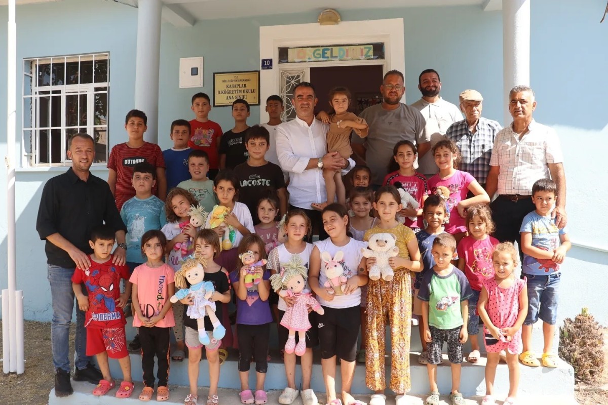 Koçarlı Belediye Başkanı Özgür Arıcı, Görevdeki İlk Yılını Değerlendirdi  Başkan Özgür Arıcı’dan İlk Yıl Değerlendirmesi: “Koçarlı İçin Çalışmaya Devam Edeceğiz”