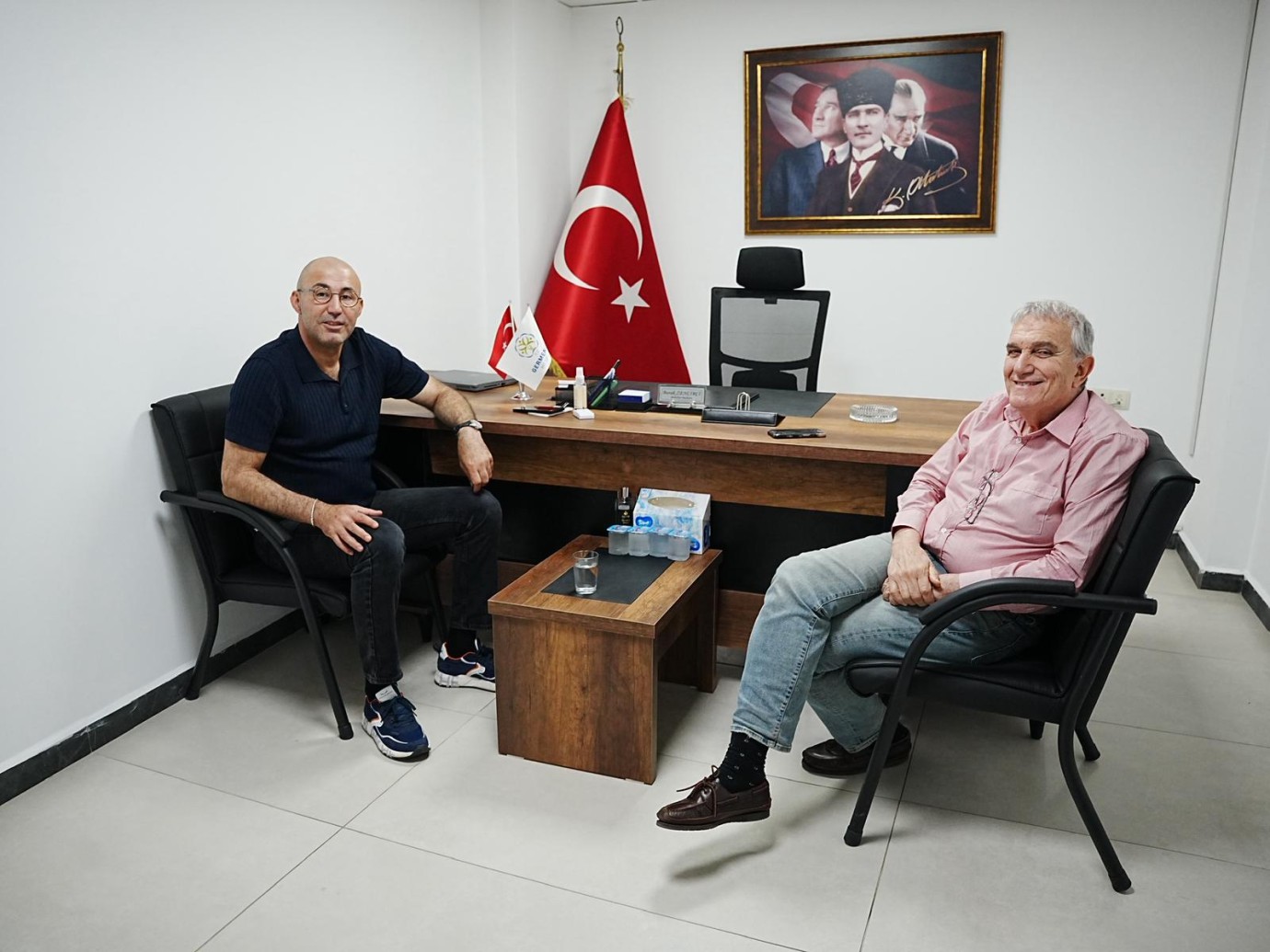 BAŞKAN ZENCİRCİ’DEN ÖRNEK UYGULAMA “HER ÇARŞAMBA BAŞKANLIK MAKAMI ORTAKLAR’DA”