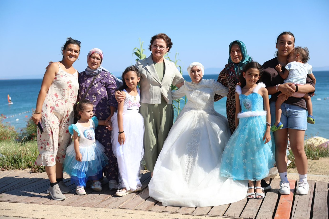 BAŞKAN HATİCE GENÇAY: “BİR TEBESSÜME VESİLE OLABİLMEK EN BÜYÜK MUTLULUK…”