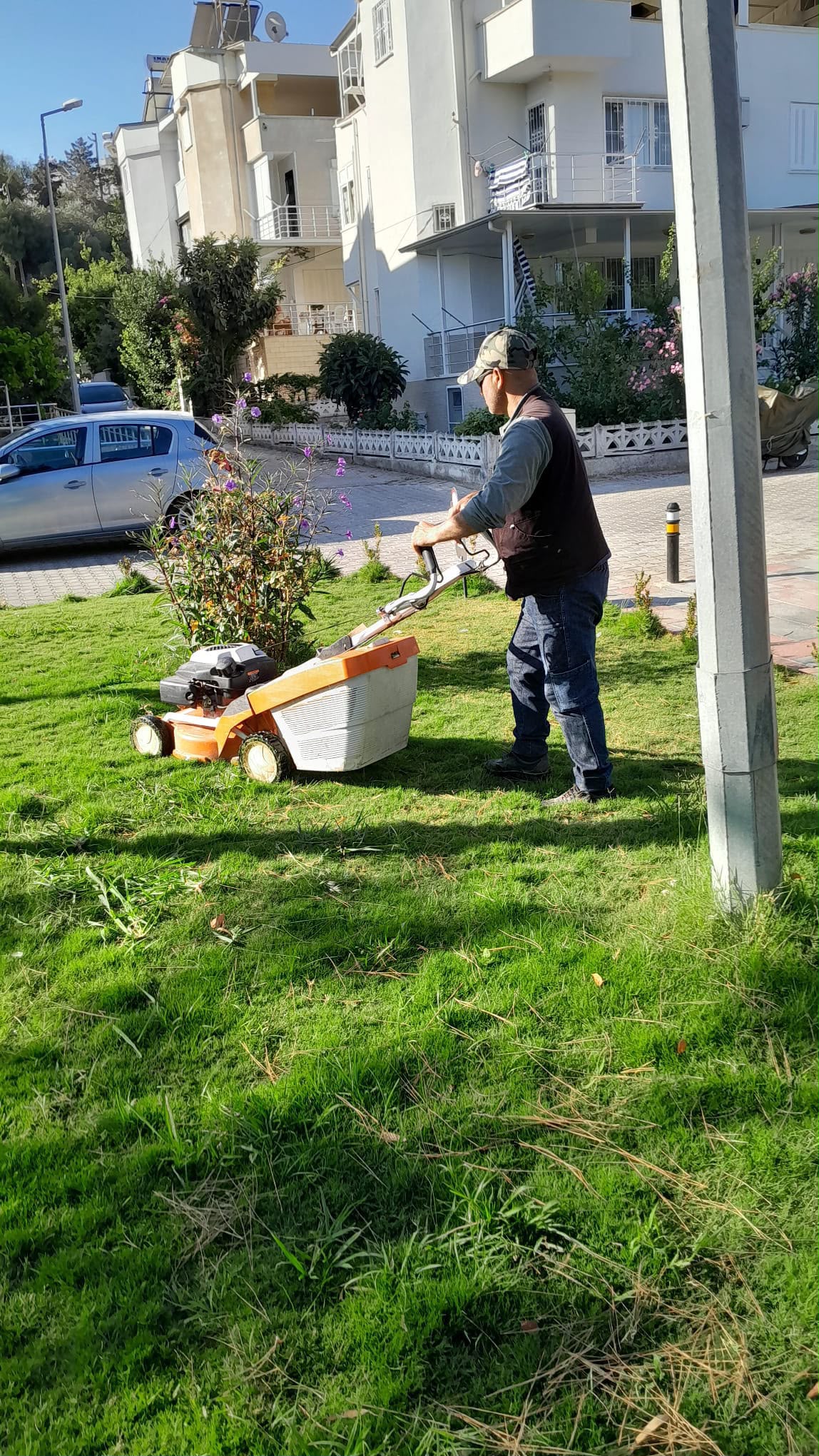 DİDİM BELEDİYESİ KENT GENELİNDE ÇEVRE BAKIM ÇALIŞMALARINI SÜRDÜRÜYOR