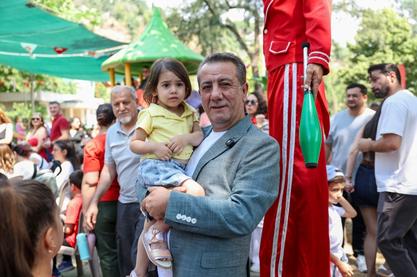 BAŞKAN YETİŞKİN’DEN ÇOCUKLARA YAZ HEDİYESİ: “İNTERAKTİF OYUN ZAMANI”