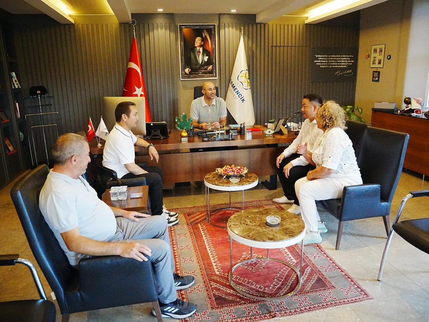 BAŞKAN ZENCİRCİ ÇİNLİ TANITIM ELÇİLERİNİ AĞIRLADI