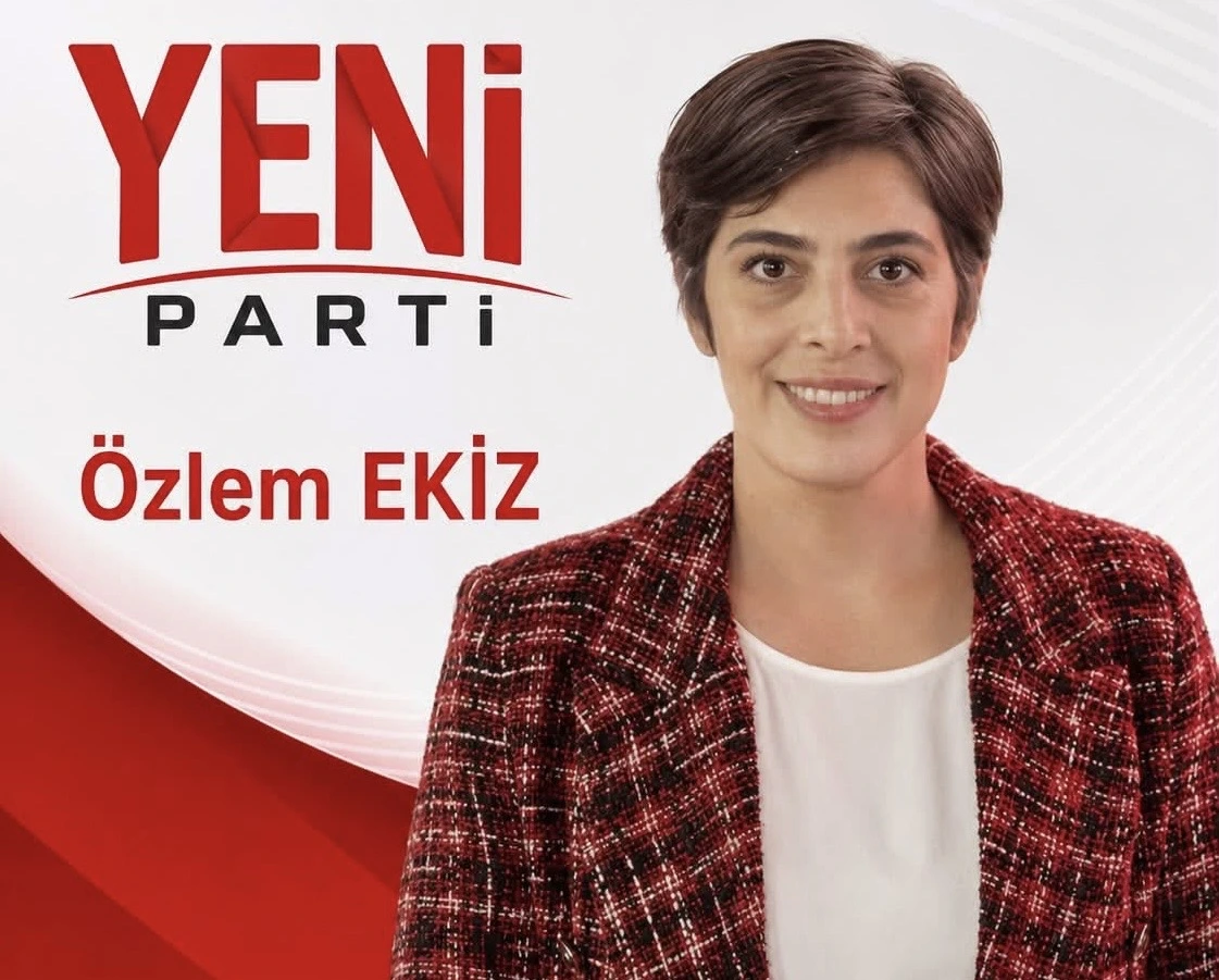 Özlem Ekiz: 