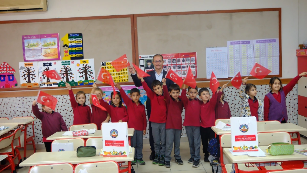 BAŞKAN DOĞANCA MİNİK ÖĞRENCİLERLE BULUŞTU